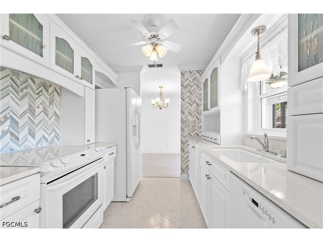 8382 Charter Club Circle #4 Fort Myers FL 33919 2026024324 image14