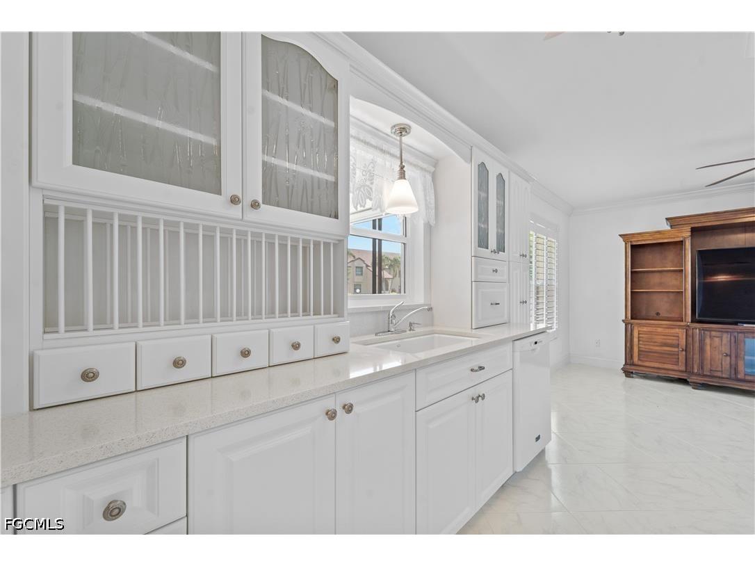 8382 Charter Club Circle #4 Fort Myers FL 33919 2026024324 image16