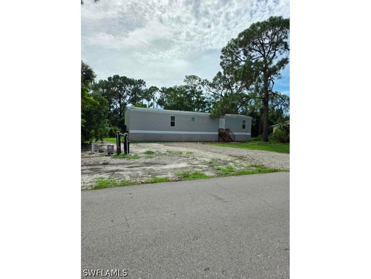8385 Marx Drive North Fort Myers FL 33917 226014129 image1