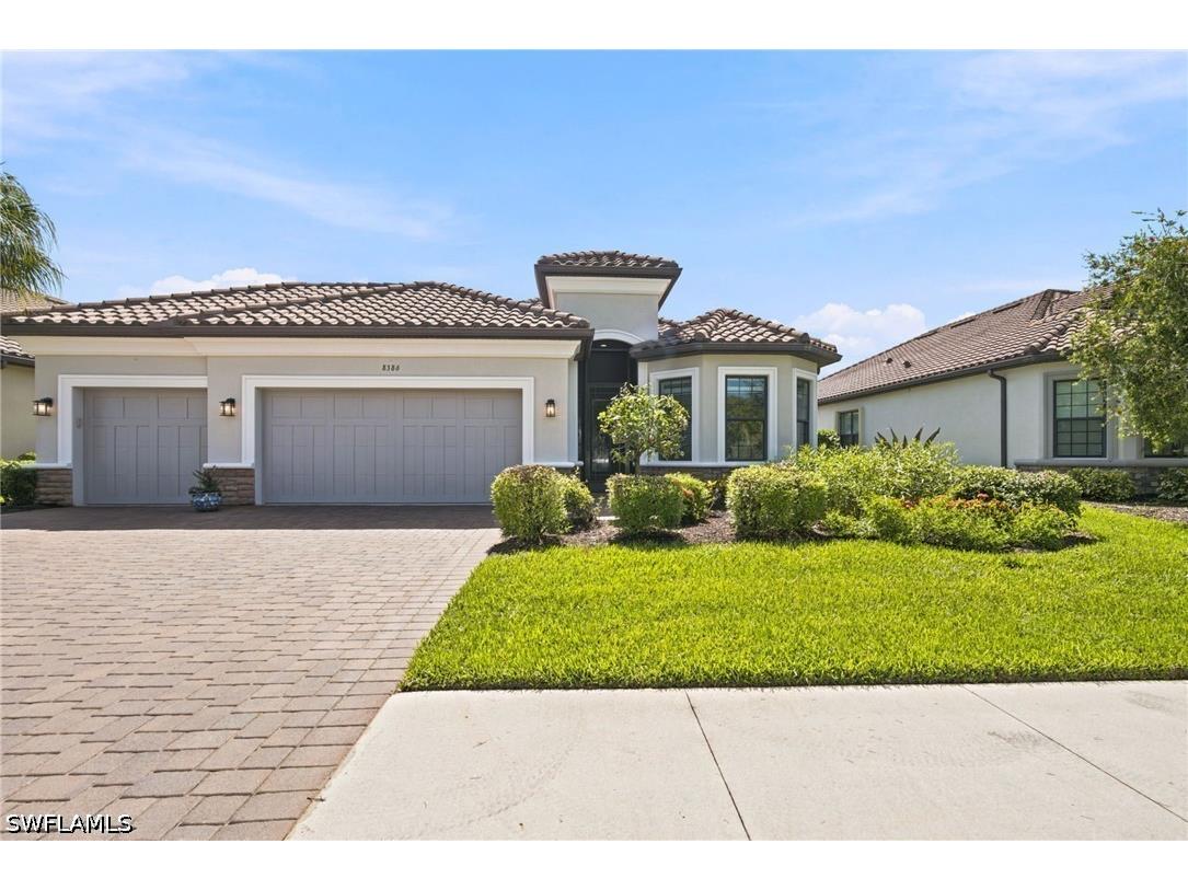 8386 Viale Circle Naples FL 34114 226025157 image2