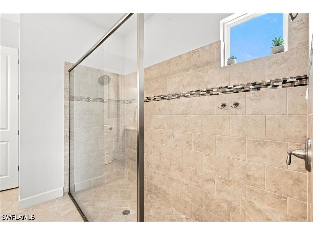 8386 Viale Circle Naples FL 34114 226025157 image23