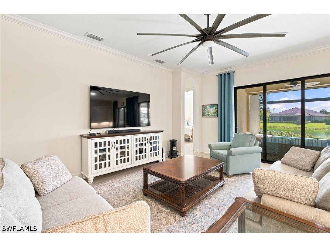 8386 Viale Circle Naples FL 34114 226025157 image8
