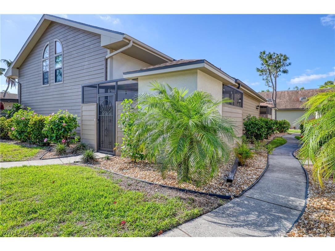 8387 S Haven Lane Fort Myers FL 33919 223030398 image1