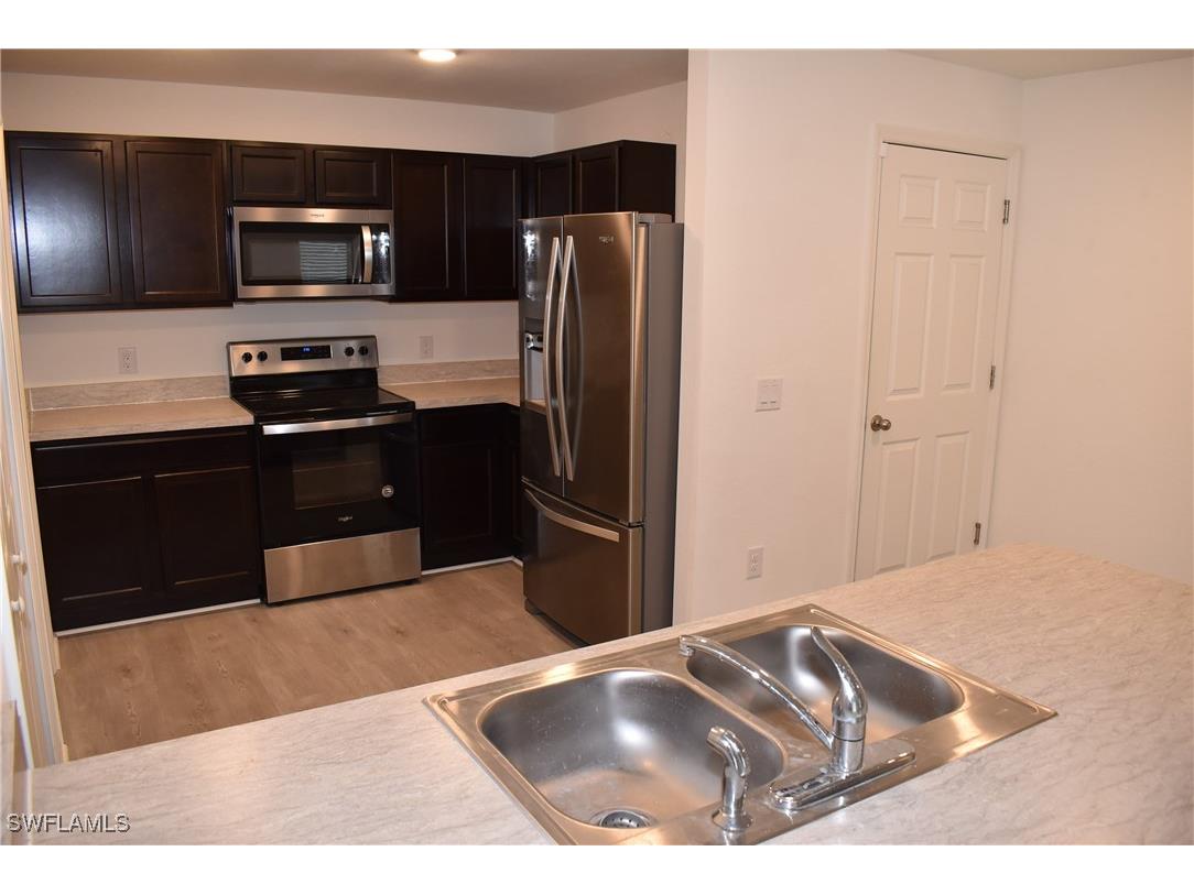 8388 Delong Avenue North Port FL 34291 225075445 image3