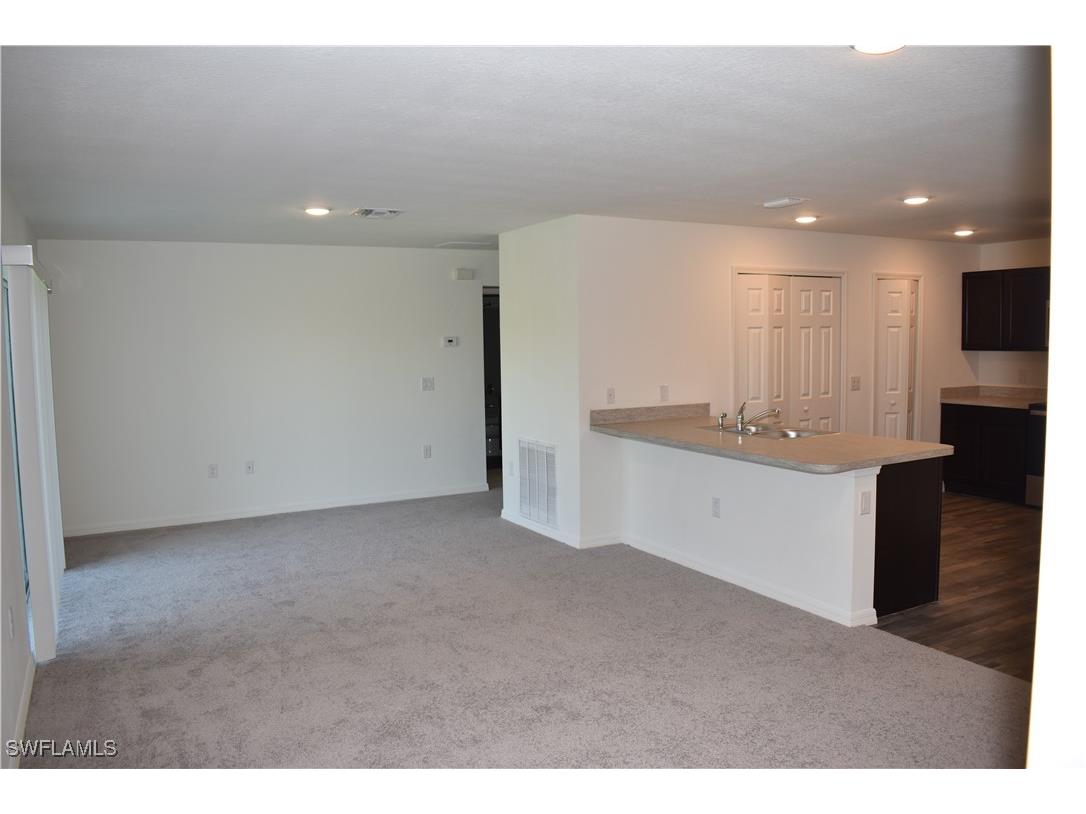 8388 Delong Avenue North Port FL 34291 225075445 image6