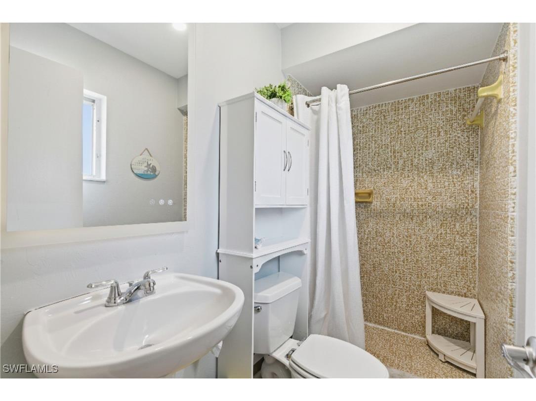839 100th Avenue N Naples FL 34108 226001174 image17