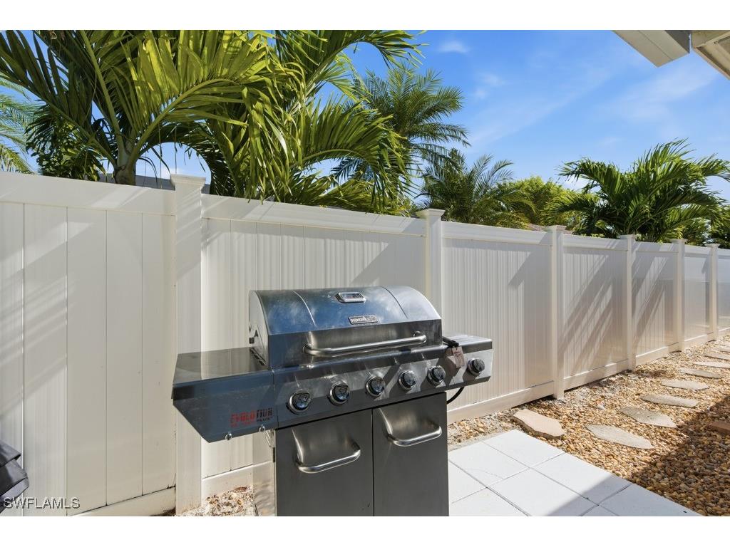 839 100th Avenue N Naples FL 34108 226001174 image32