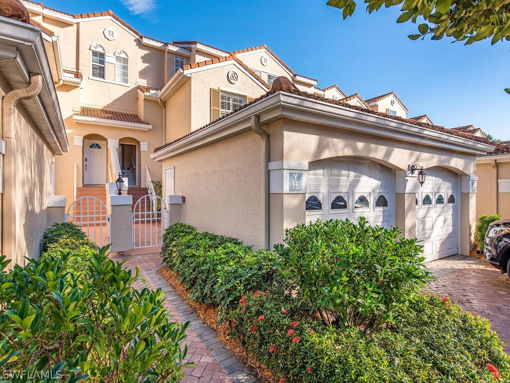 8390 Excalibur Circle #F5 Naples FL 34108 223001408 image1