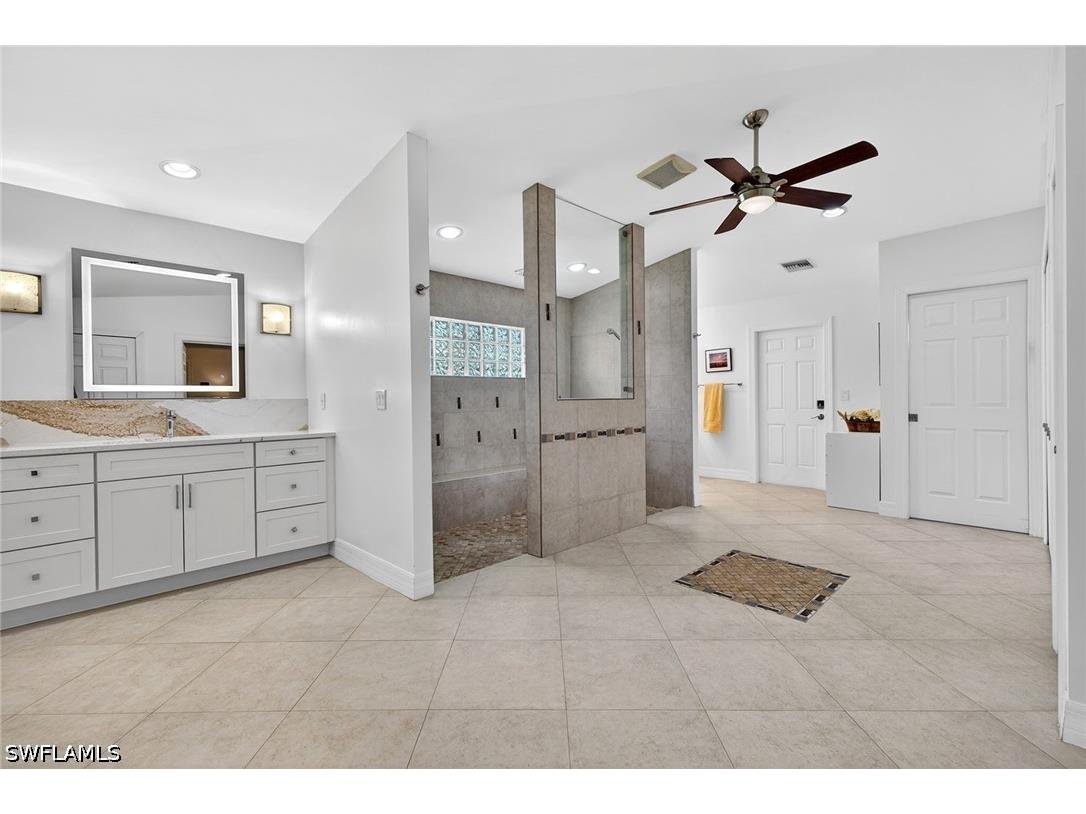 8390 Riviera Avenue Fort Myers FL 33919 226021806 image23