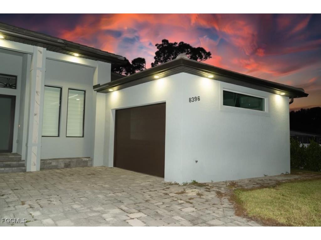 8396 Tolles Drive North Fort Myers FL 33917 2025017927 image3