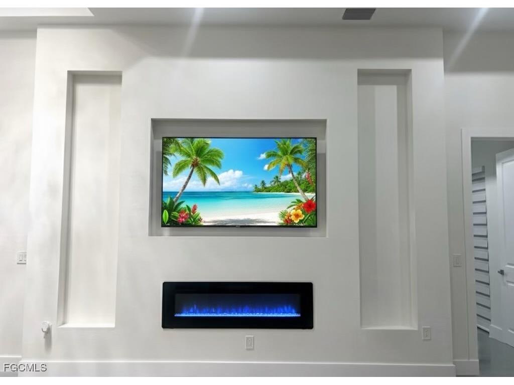 8396 Tolles Drive North Fort Myers FL 33917 2025017927 image8