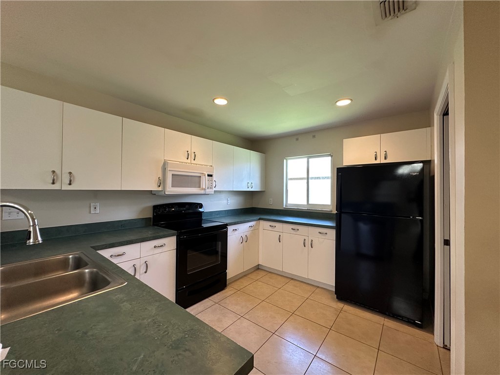 8397 Bahamas Road Fort Myers FL 33967 2025006658 image12