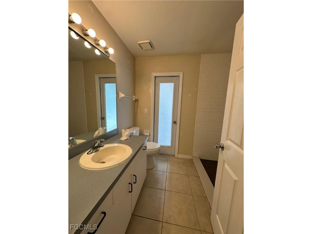 8397 Bahamas Road Fort Myers FL 33967 2025006658 image20