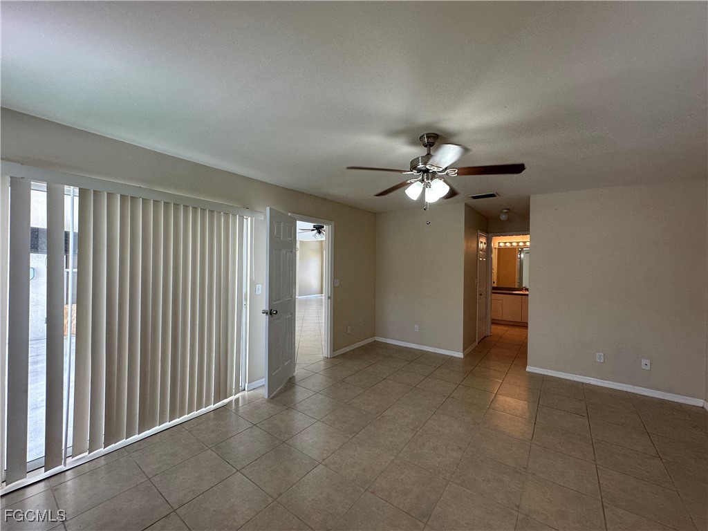 8397 Bahamas Road Fort Myers FL 33967 2025006658 image3