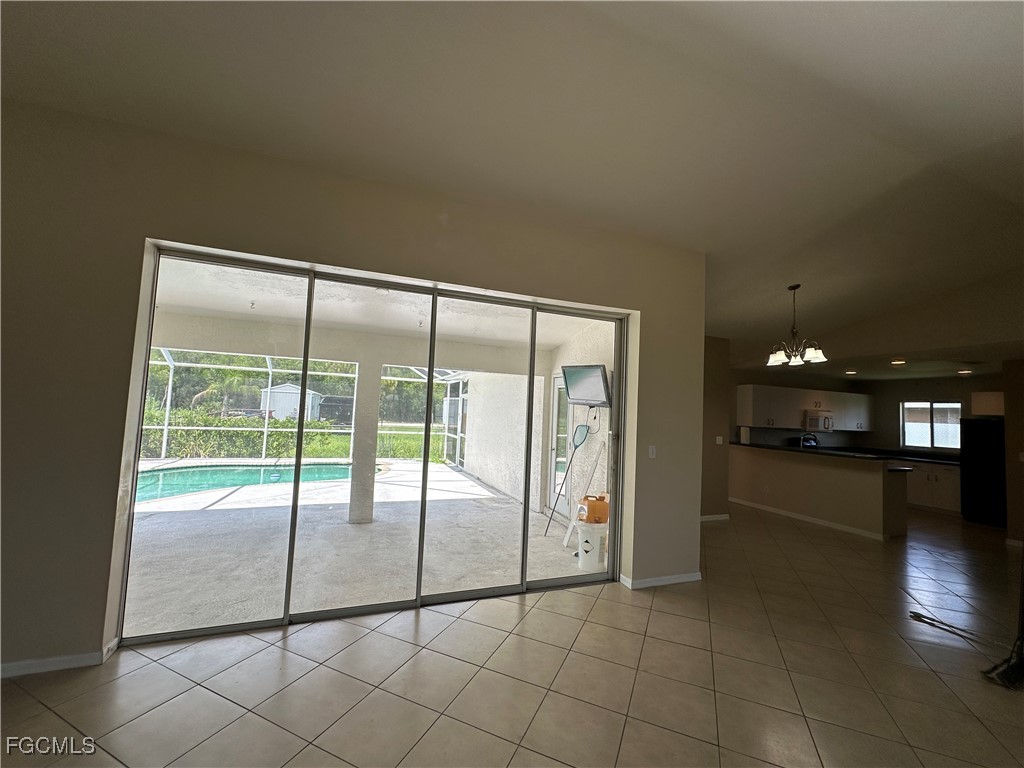 8397 Bahamas Road Fort Myers FL 33967 2025006658 image4