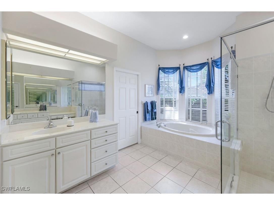 8397 Northhampton Court Naples FL 34120 225061204 image18