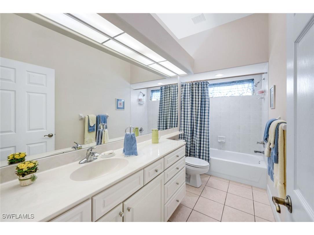 8397 Northhampton Court Naples FL 34120 225061204 image20