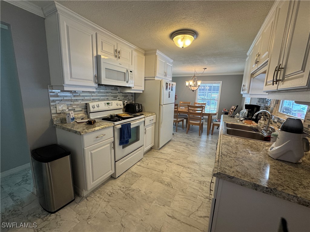 84 Enchanting Boulevard Naples FL 34112 225023777 image17