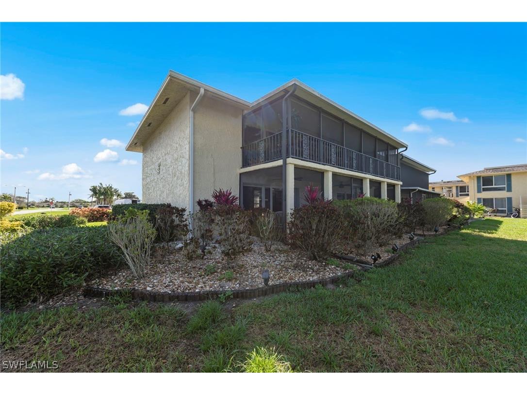 84 Glades Boulevard #2 Naples FL 34112 226010096 image27
