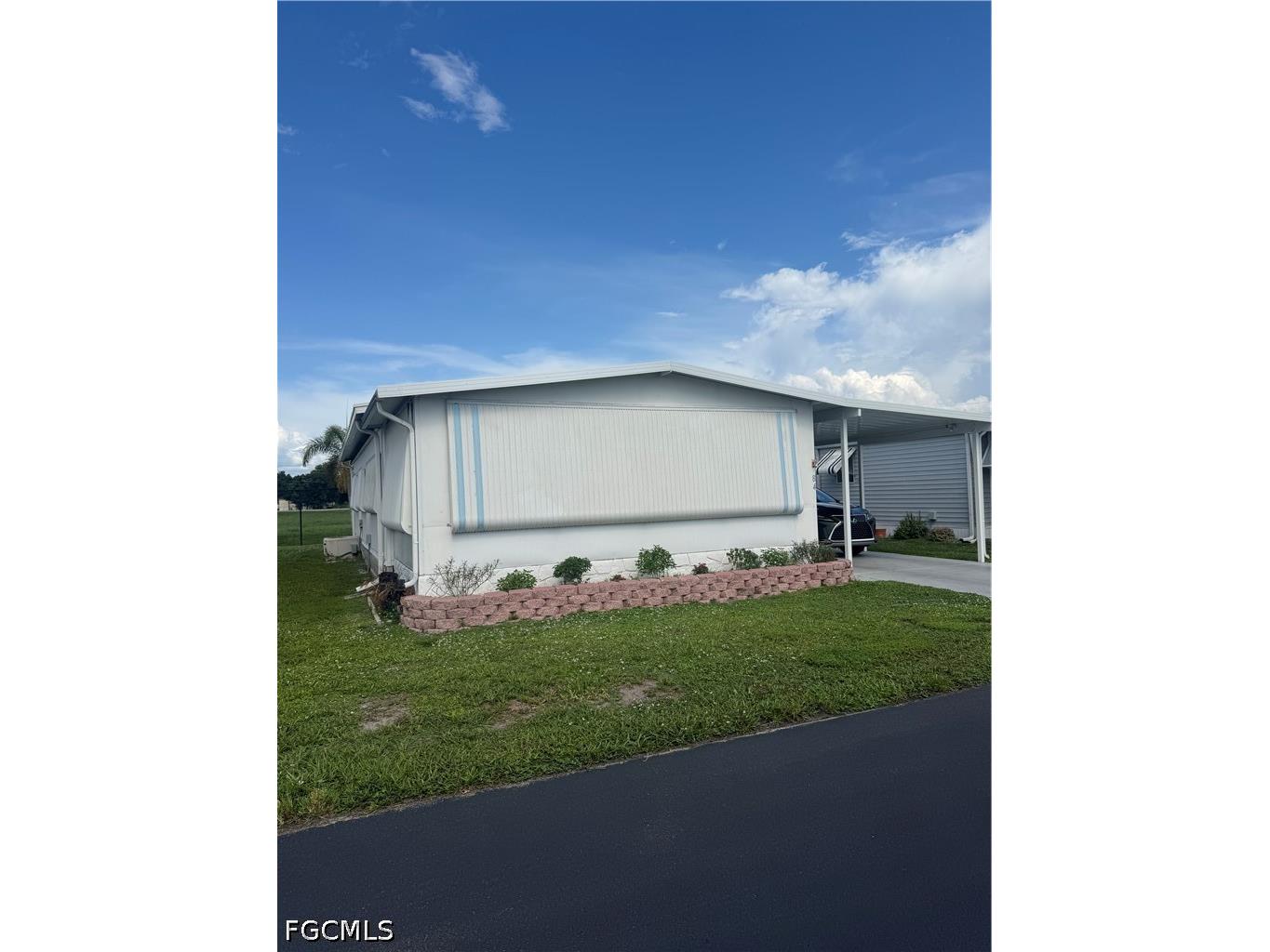 84 Poinsettia Drive Fort Myers FL 33905 2026029120 image1