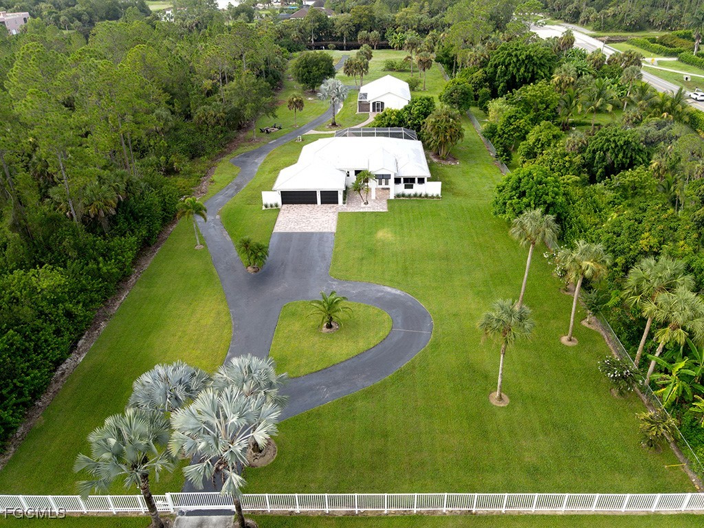 840 10th Avenue NE Naples FL 34120 2025007541 image1