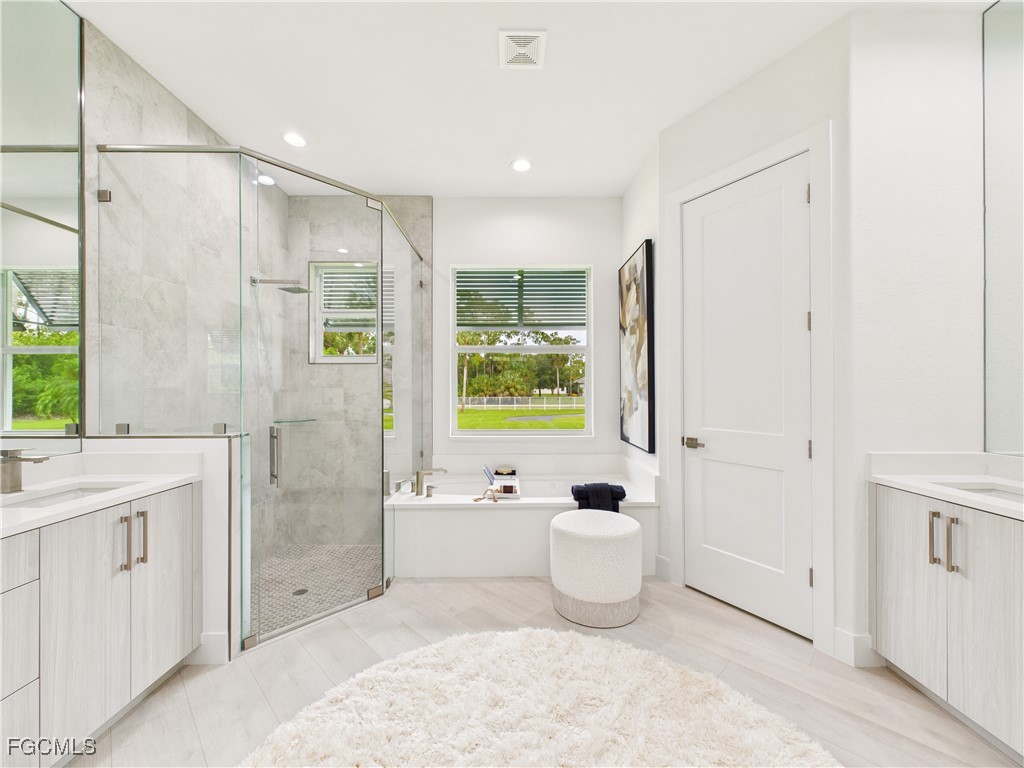 840 10th Avenue NE Naples FL 34120 2025007541 image10