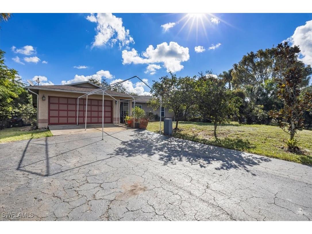 840 14th Street NE Naples FL 34120 225080505 image1