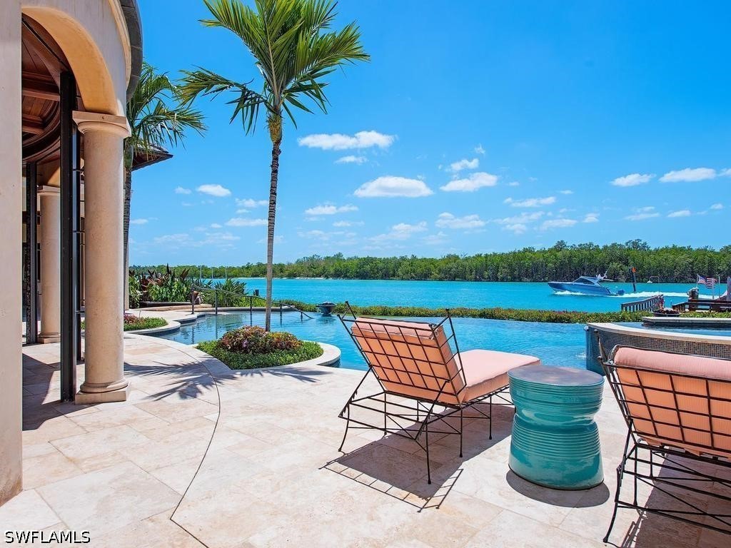 840 Admiralty Parade E Naples FL 34102 226015887 image1