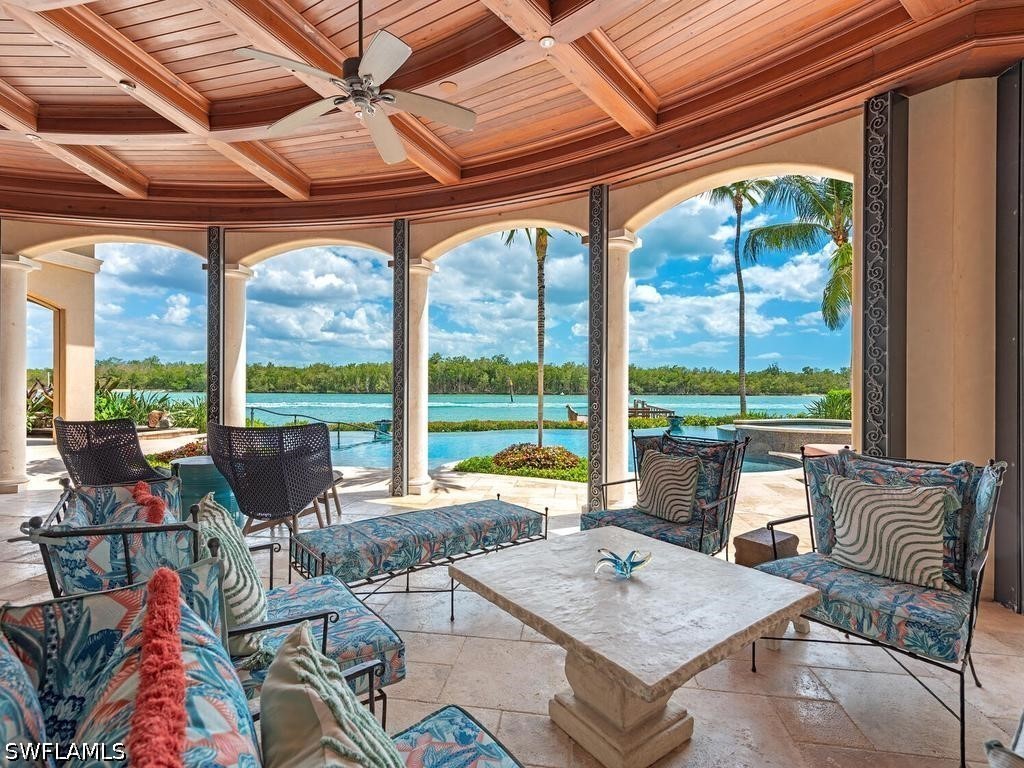840 Admiralty Parade E Naples FL 34102 226015887 image3
