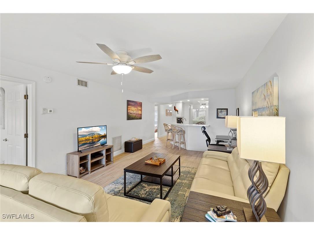 840 Gulf Pavillion Drive #103 Naples FL 34108 225073993 image4