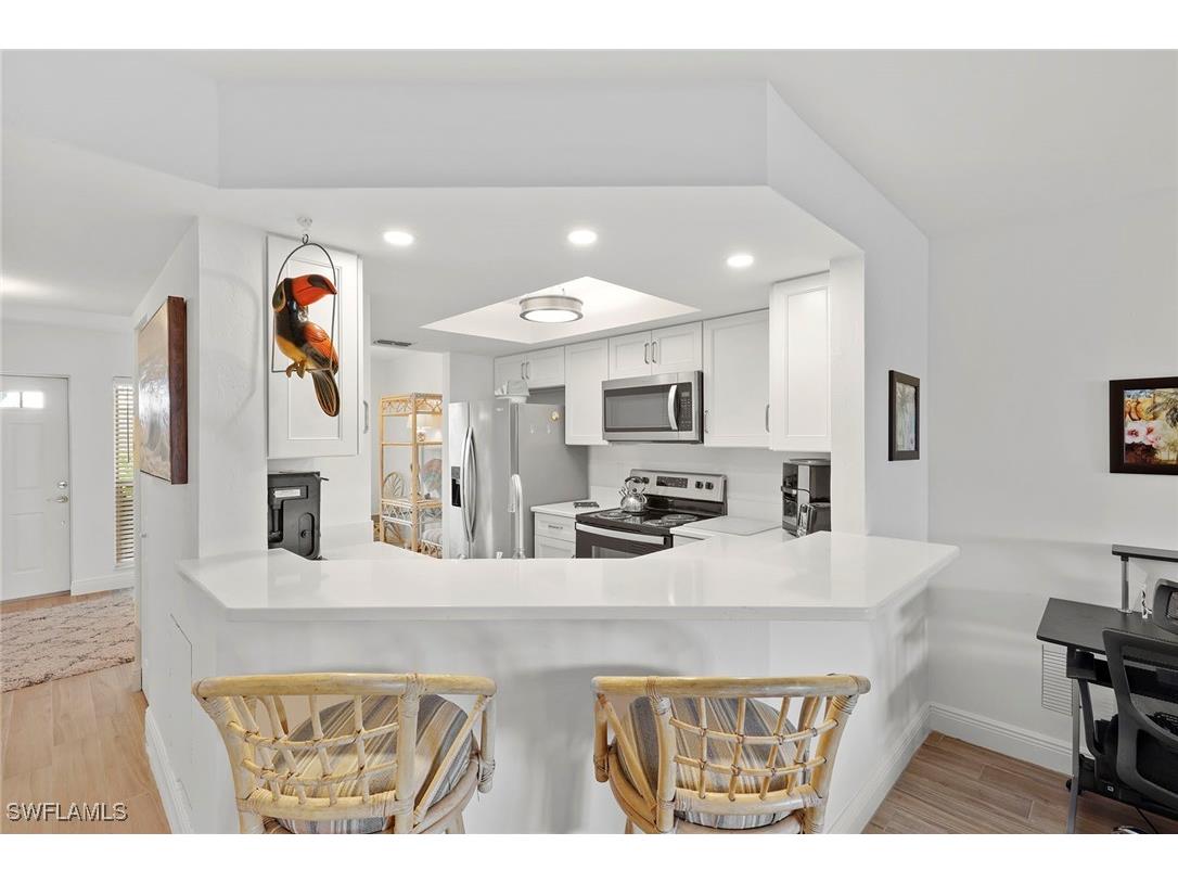 840 Gulf Pavillion Drive #103 Naples FL 34108 225073993 image5