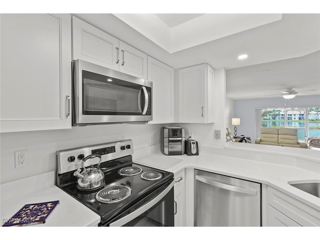 840 Gulf Pavillion Drive #103 Naples FL 34108 225073993 image7