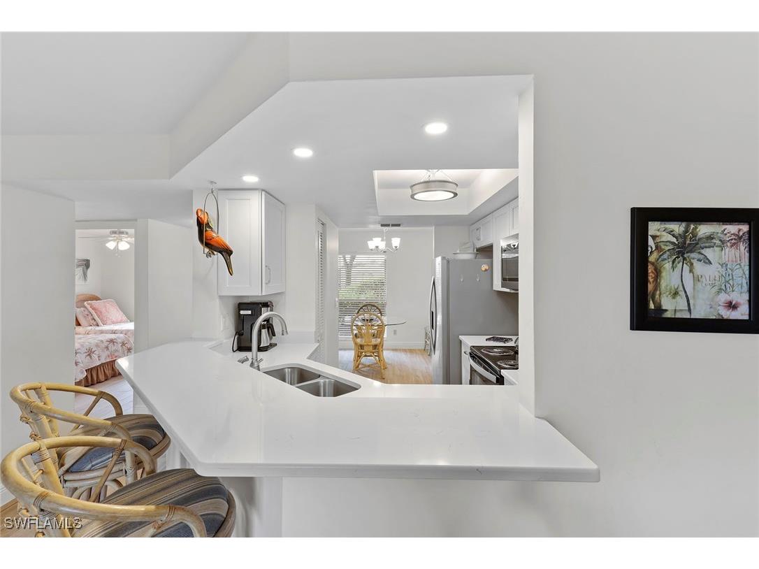 840 Gulf Pavillion Drive #103 Naples FL 34108 225073993 image8
