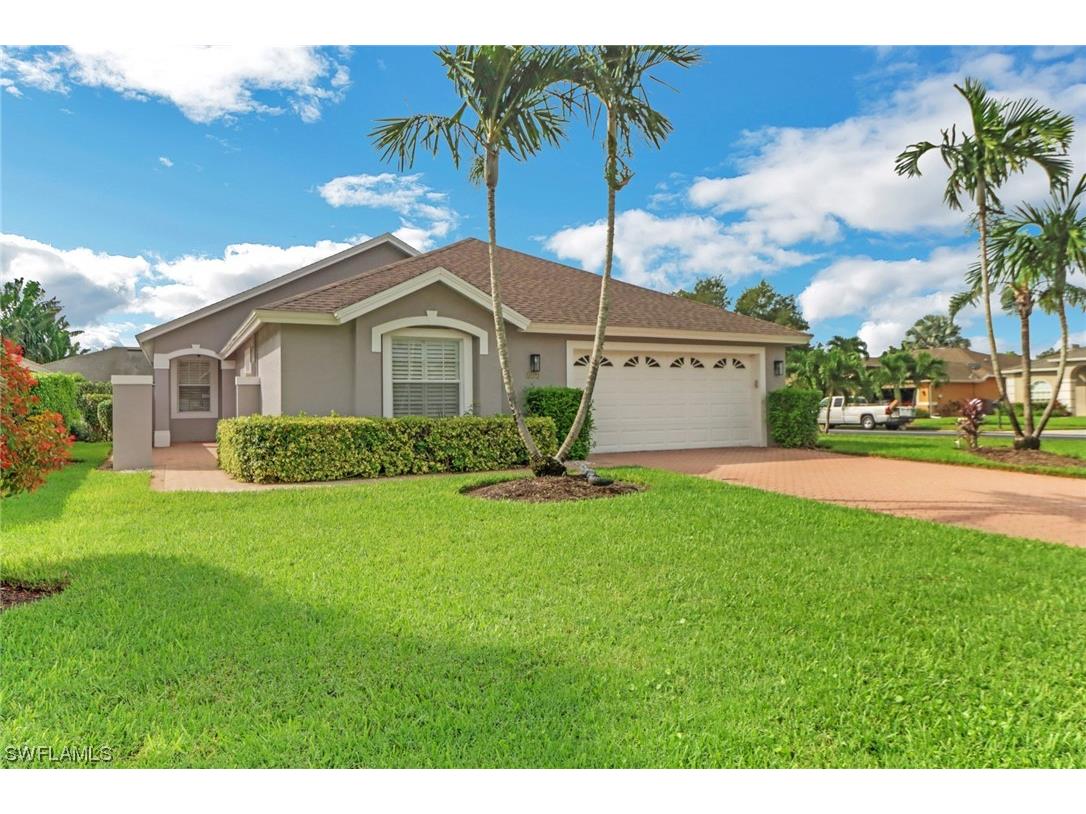 840 Mount Hood Court Naples FL 34104 223062730 image1