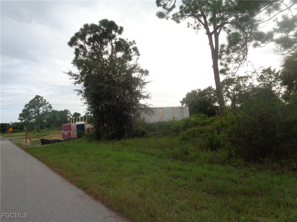 840 Naples Avenue S Lehigh Acres FL 33974 2025010619 image4