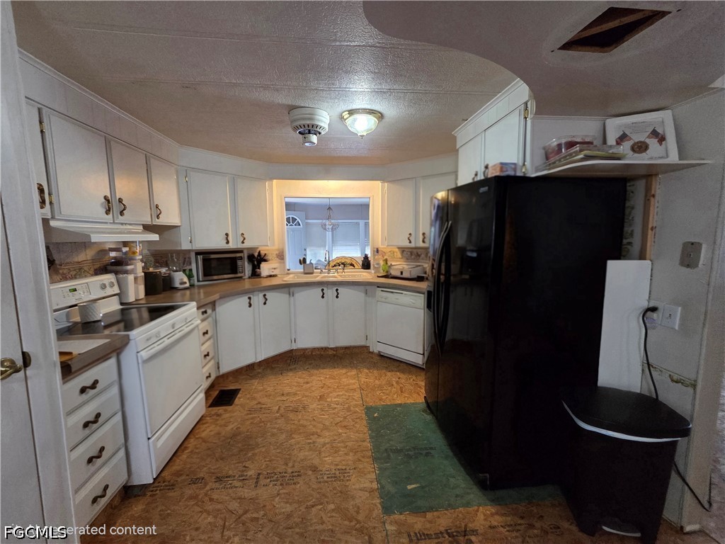 840 Peaceful Drive North Fort Myers FL 33917 2026023142 image6