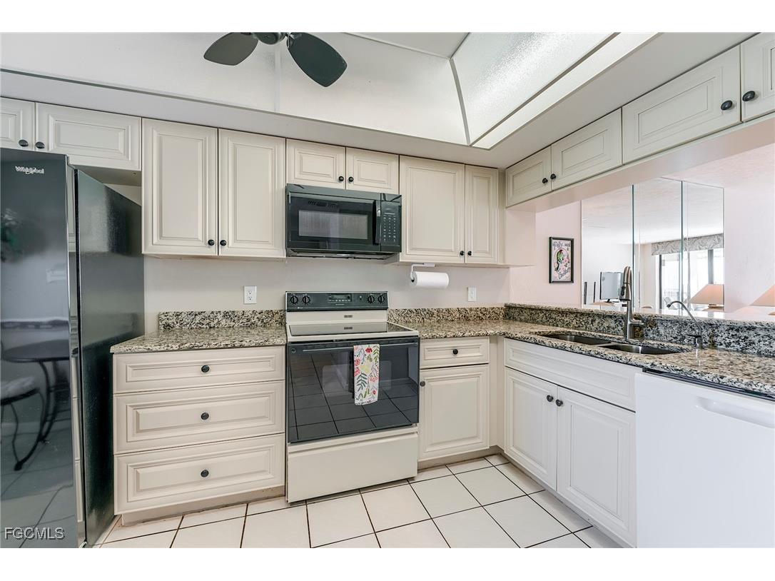 8400 Estero Boulevard #903 Fort Myers Beach FL 33931 2025015639 image13