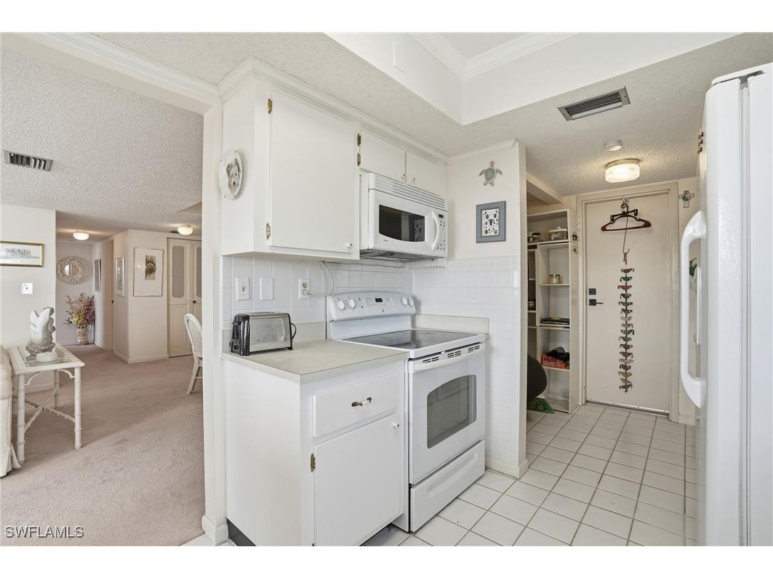  Fort Myers Beach FL 33931 225084530 image25