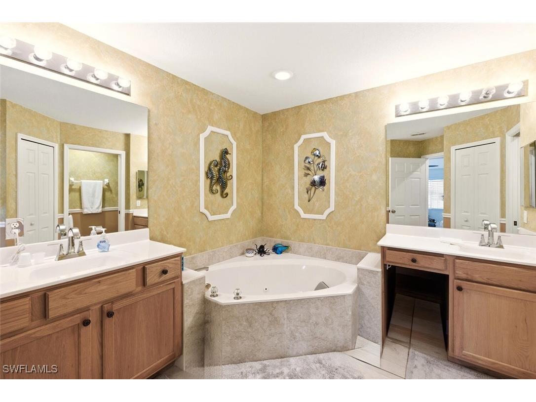 8401 Southbridge Drive #2 Estero FL 33967 225082042 image25