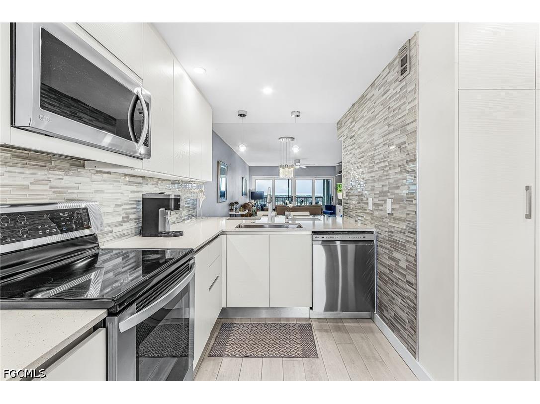 8402 Estero Boulevard #704 Fort Myers Beach FL 33931 2026017524 image5