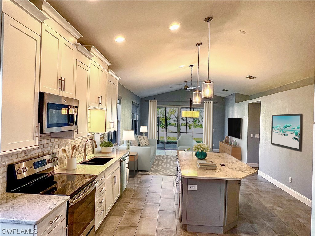 8405 Bent Creek Way Naples FL 34114 222057154 image1