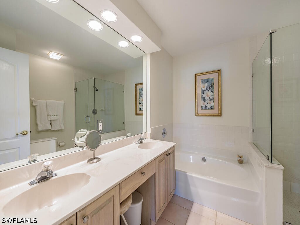 8405 Excalibur Circle #D9 Naples FL 34108 226024683 image8