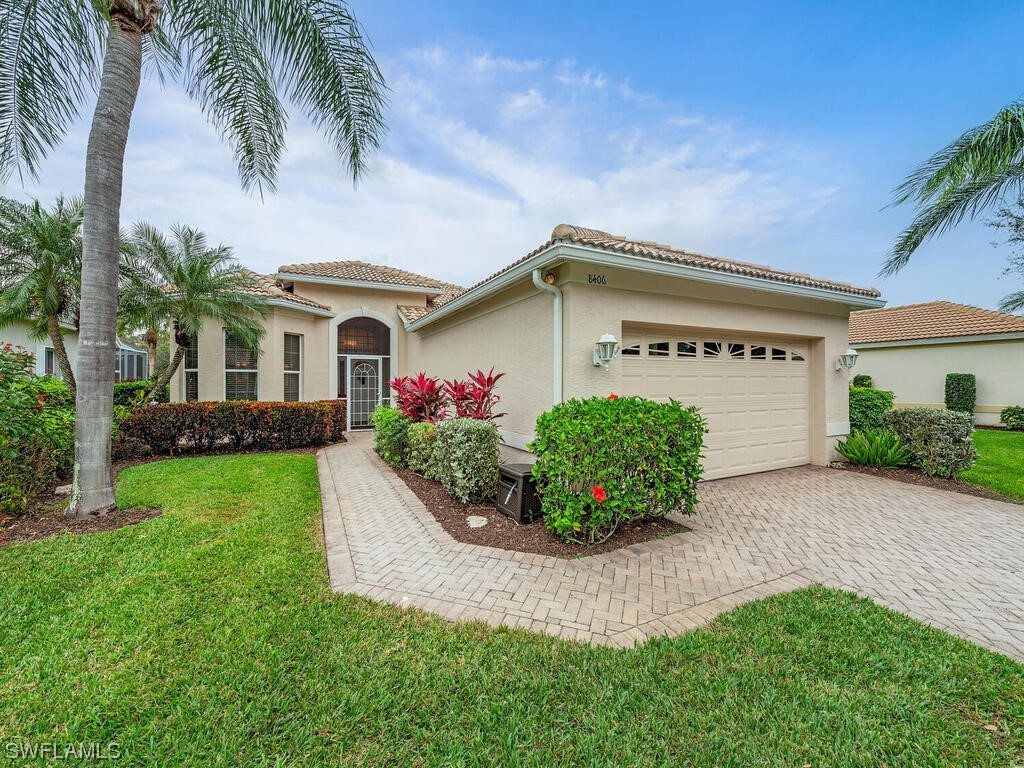 8406 Danbury Boulevard Naples FL 34120 224006567 image1