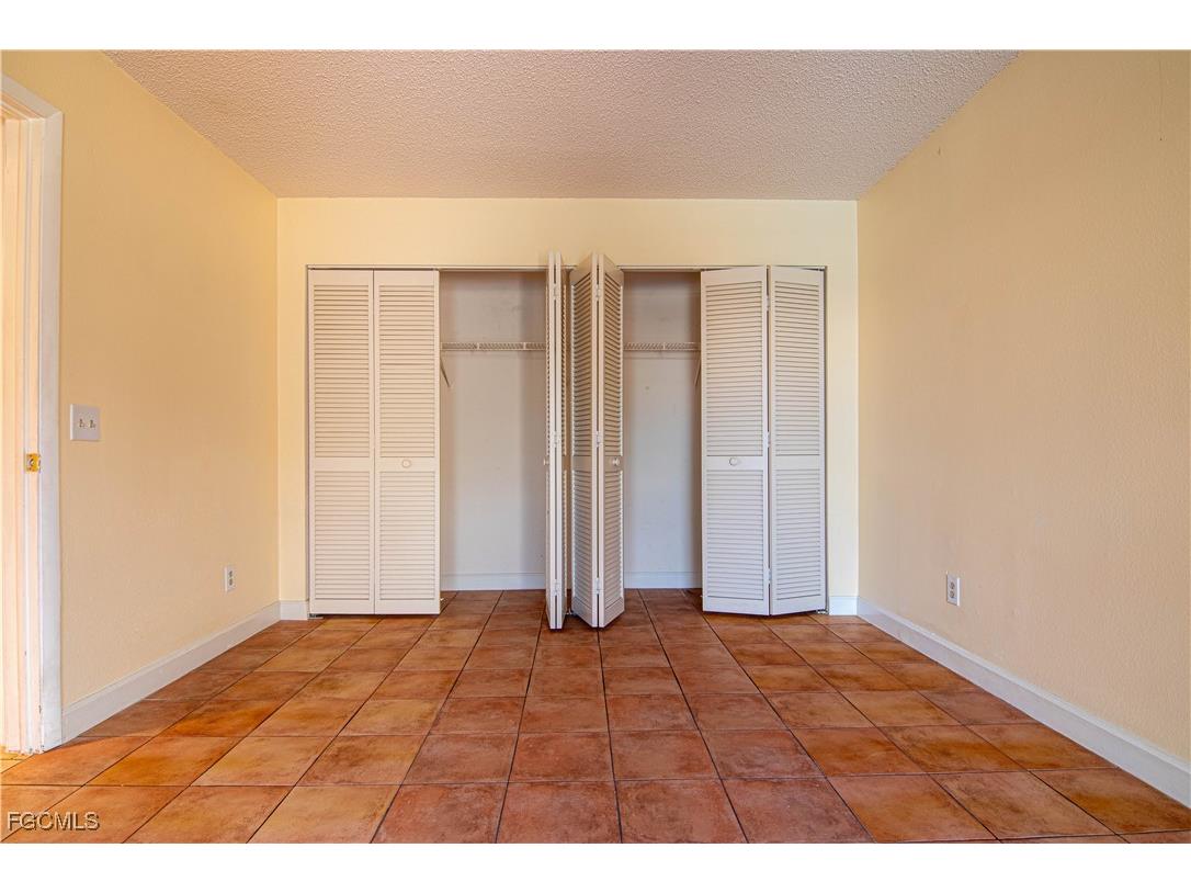 8407 S Haven Lane Fort Myers FL 33919 2025011650 image14