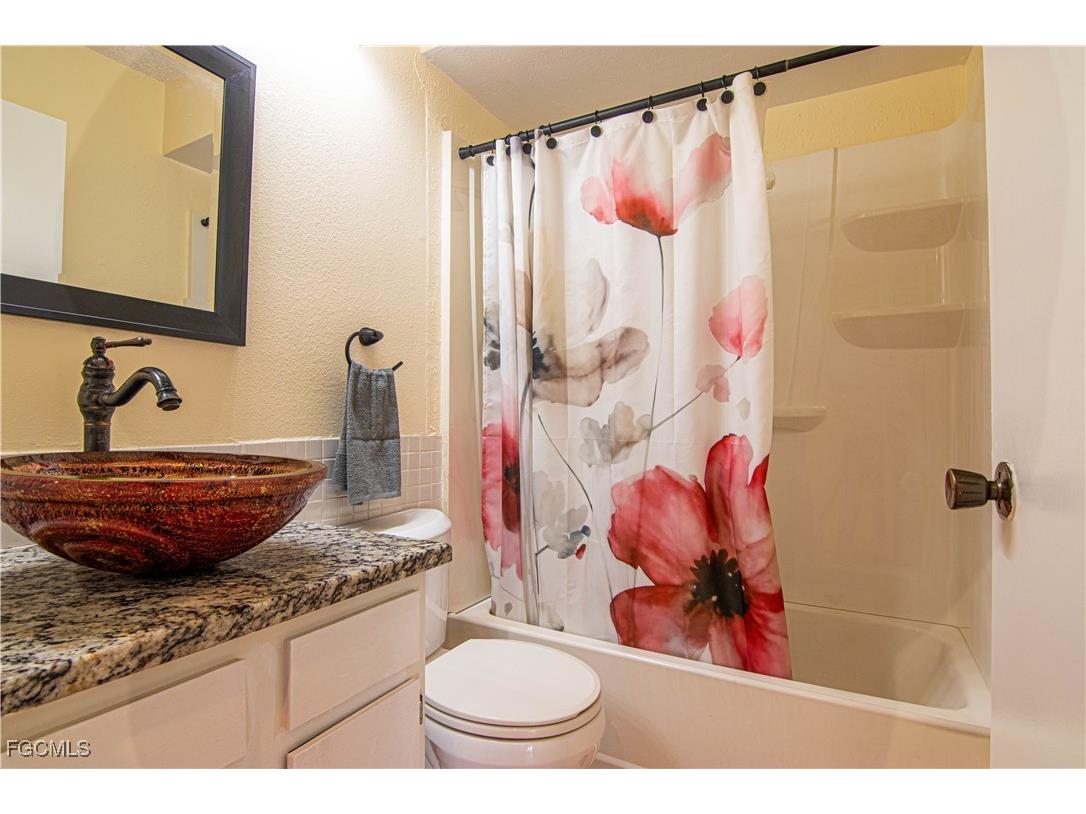 8407 S Haven Lane Fort Myers FL 33919 2025011650 image16