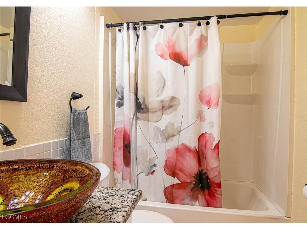 8407 S Haven Lane Fort Myers FL 33919 2025011650 image17