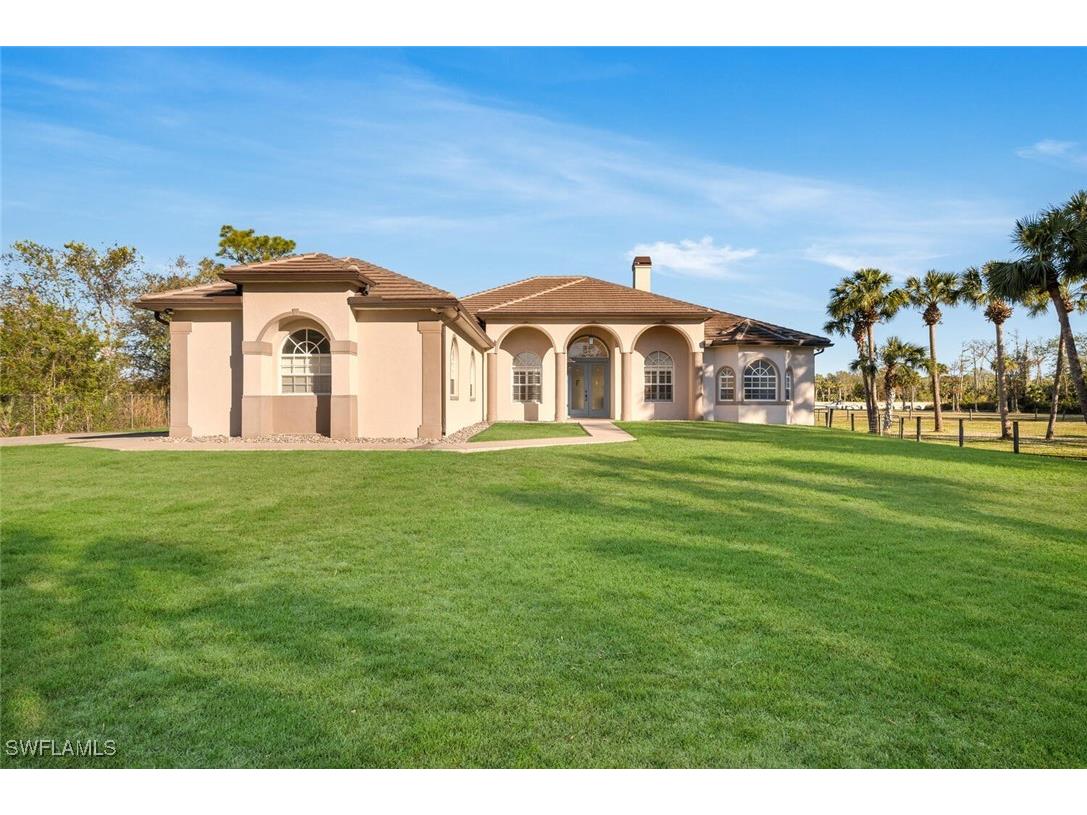 841 10th Avenue NW Naples FL 34120 224095206 image1