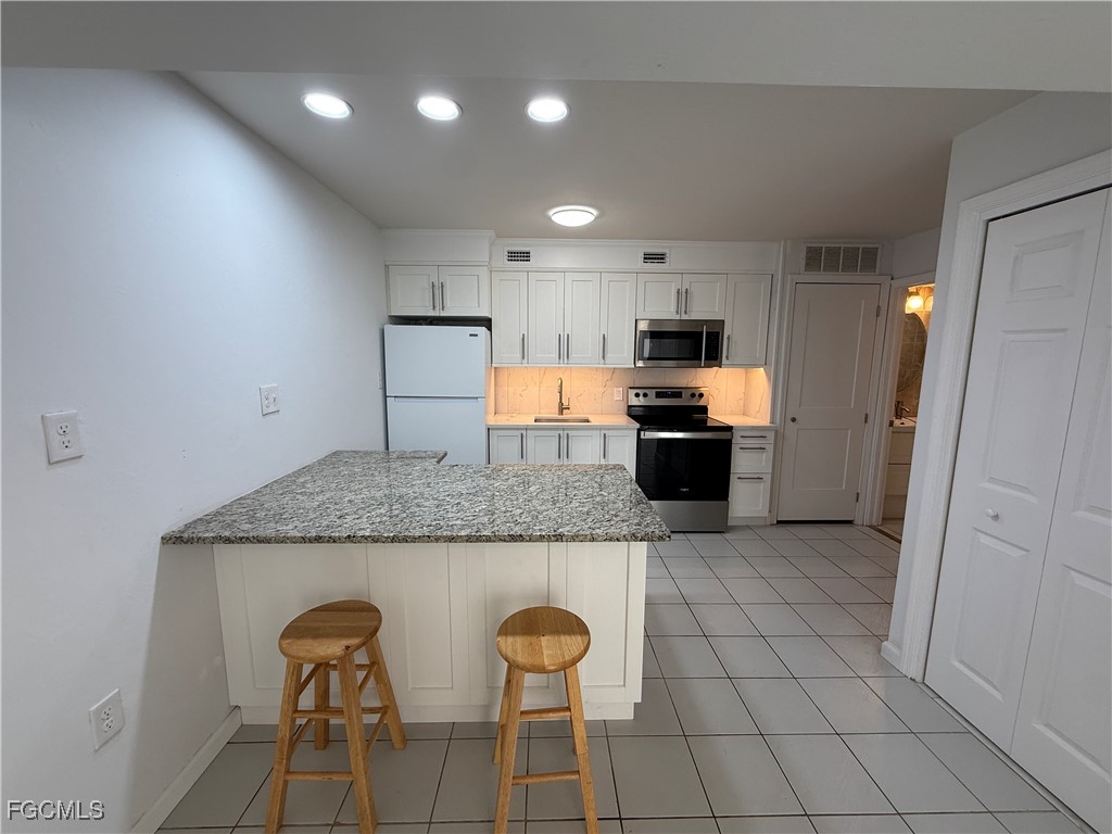 841/843 South Street Fort Myers Beach FL 33931 2026003445 image12