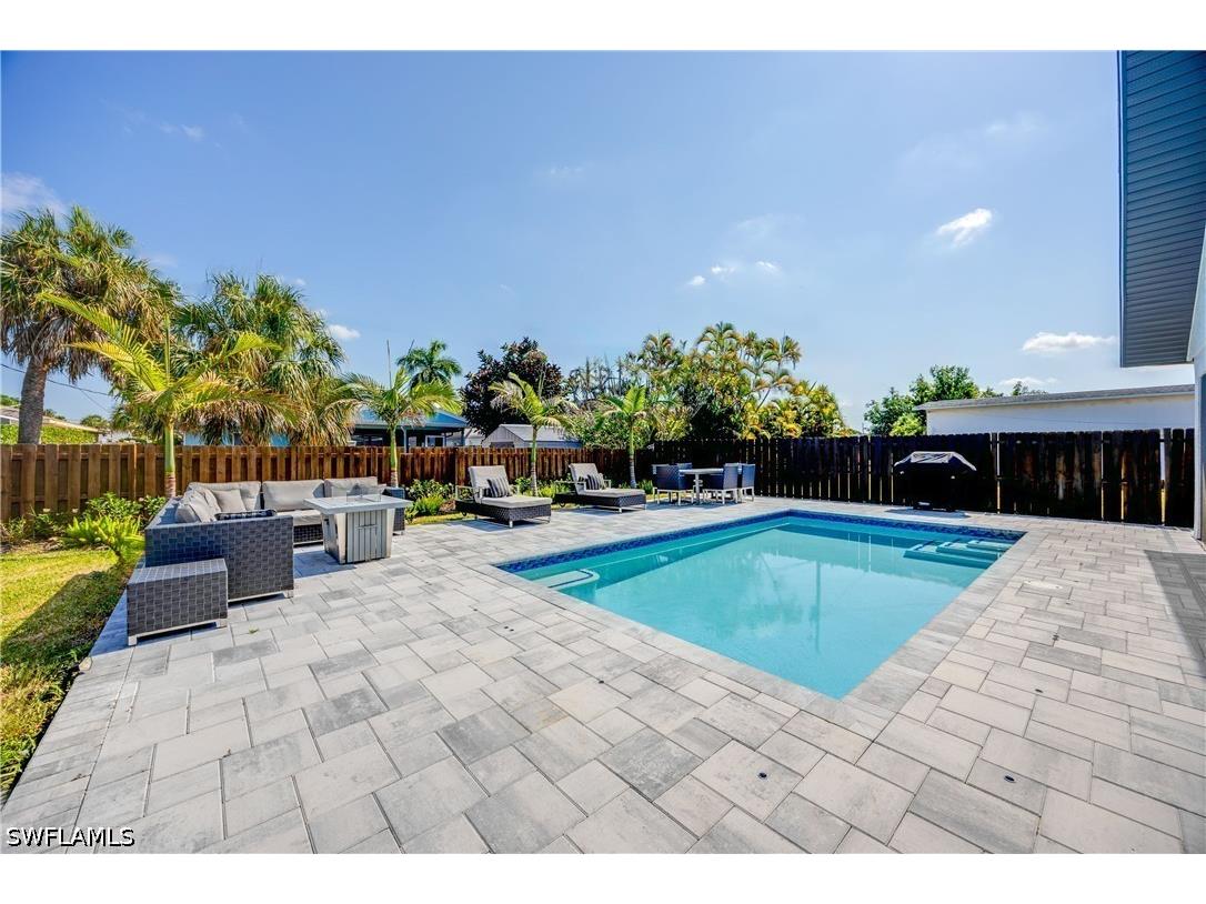 841 91st Avenue N Naples FL 34108 226014313 image26
