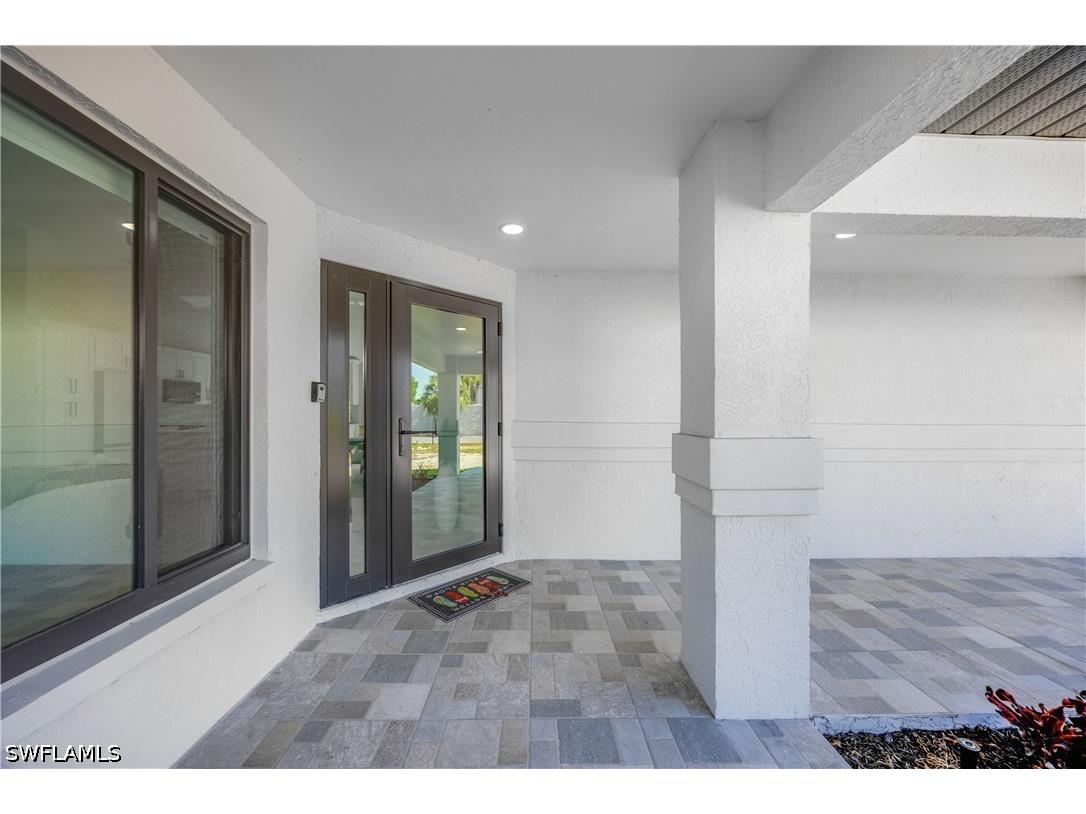 841 91st Avenue N Naples FL 34108 226014313 image3